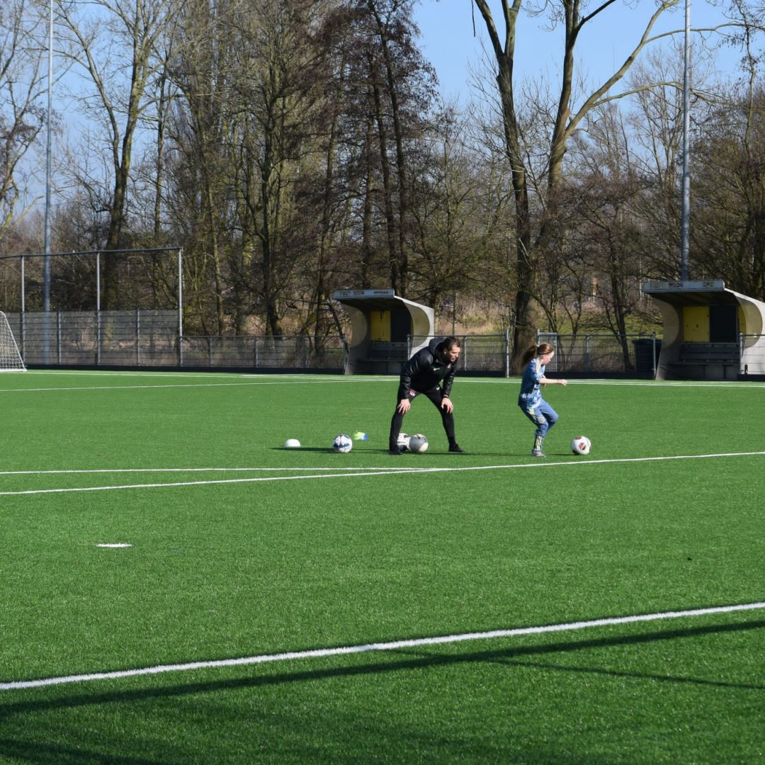 Training Voetbalschool Buitenkantje